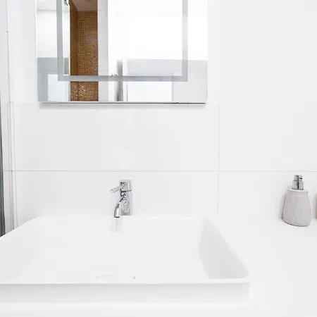 Charming Vatican With Balcony 6b ローマ