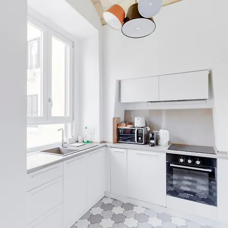 アパート Charming Vatican With Balcony 6b *