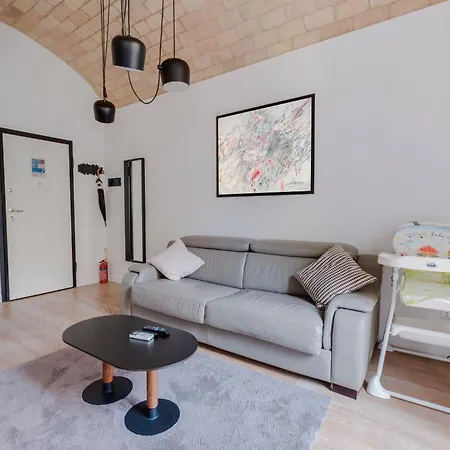 Charming Vatican With Balcony 6b ローマ