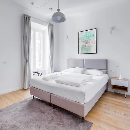 Charming Vatican With Balcony 6b Apartment