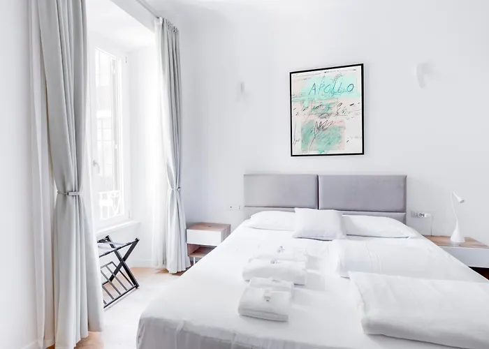 Charming Vatican With Balcony 6b Apartment *